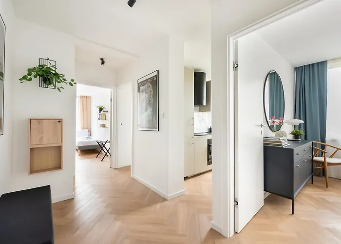 Lejlighed Saska Kepa 2-bedroom By Bookinghost