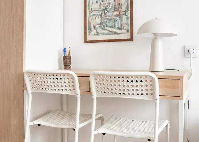 Saska Kepa 2-bedroom By Bookinghost Warszawa