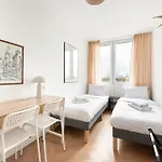 Saska Kępa 2-bedroom Apartament