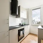 Saska Kępa 2-bedroom * Warszawa