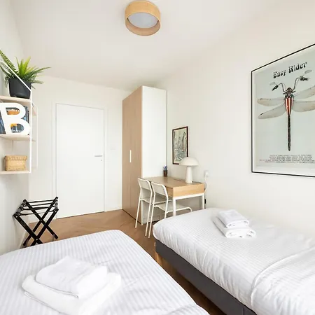 Saska Kępa 2-bedroom *